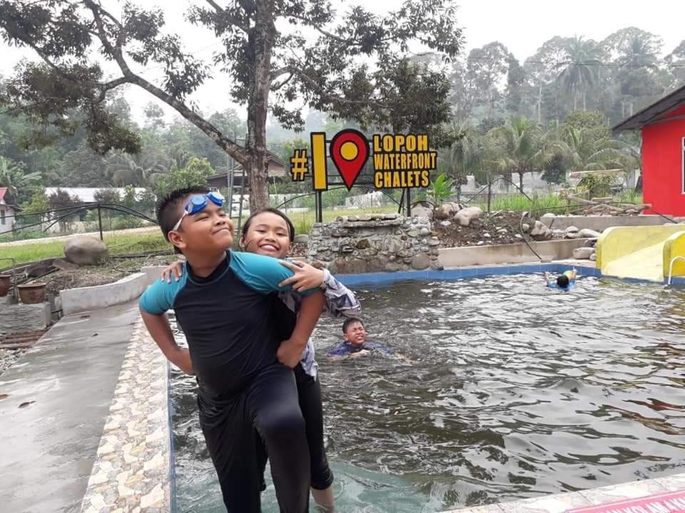 Lopoh Waterfront Budget Chalets Villa Hulu Langat Kültér fotó