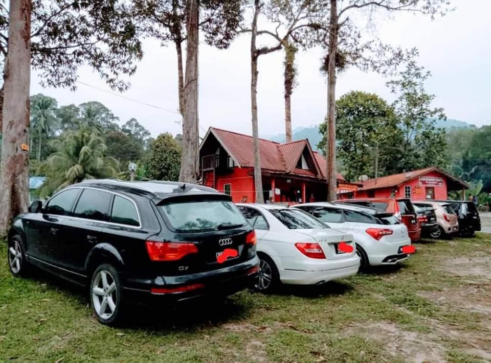 Lopoh Waterfront Budget Chalets Villa Hulu Langat Kültér fotó