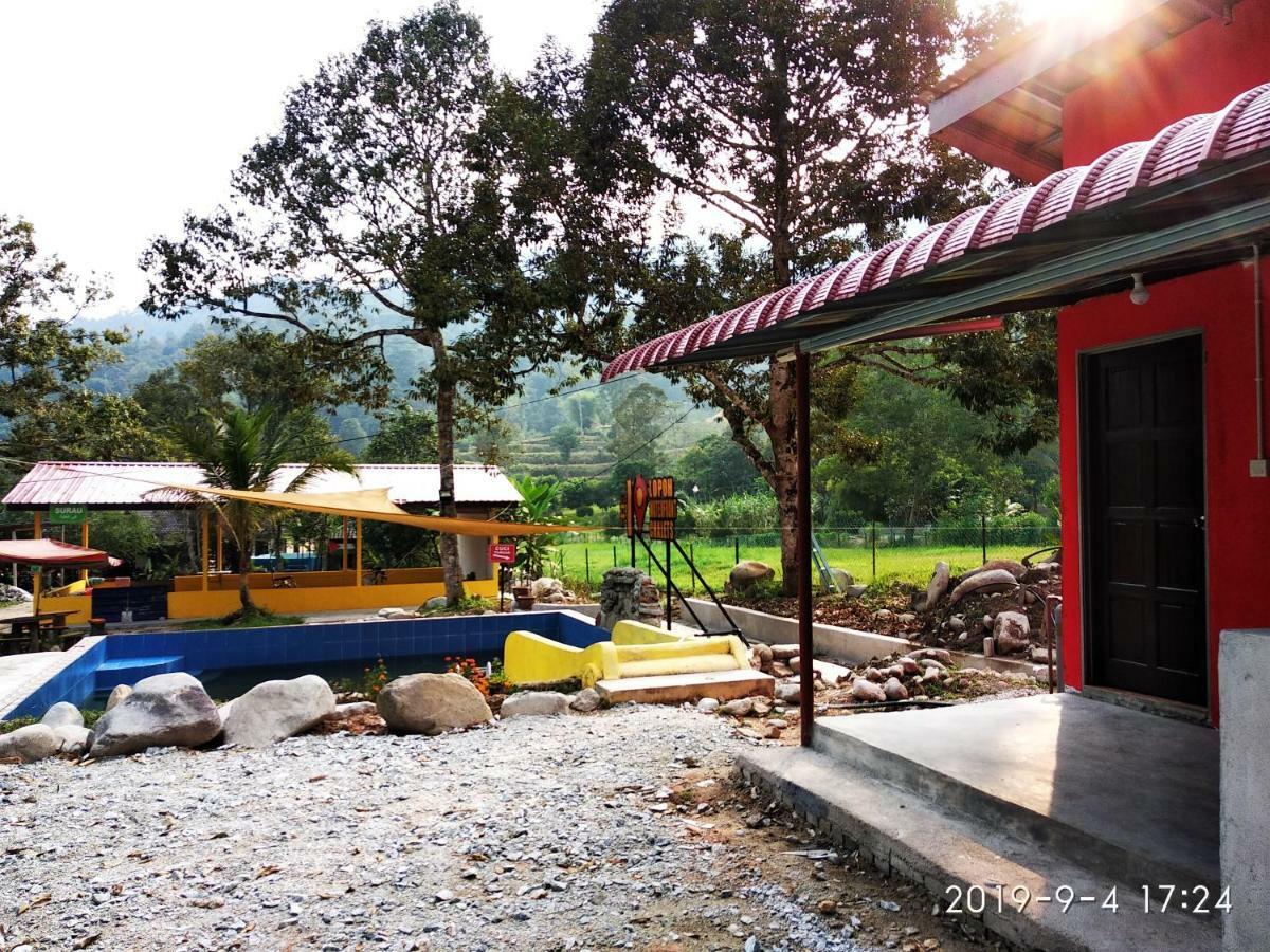 Lopoh Waterfront Budget Chalets Villa Hulu Langat Kültér fotó
